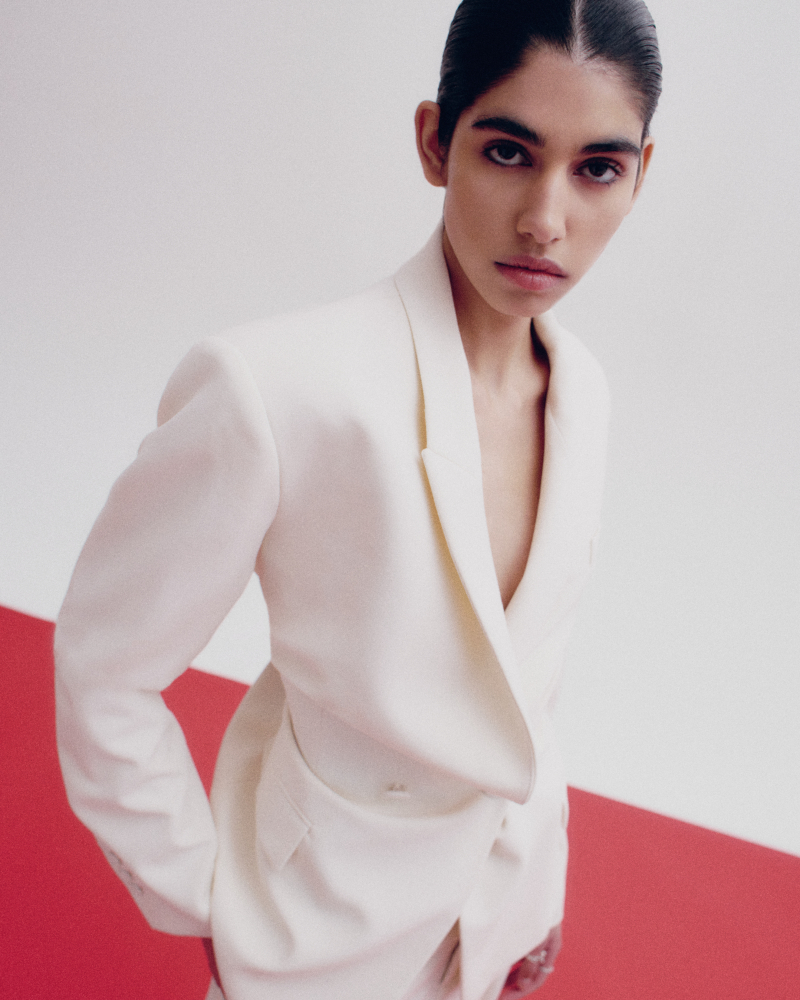 ACE KANDOLA model represented by MAKERS