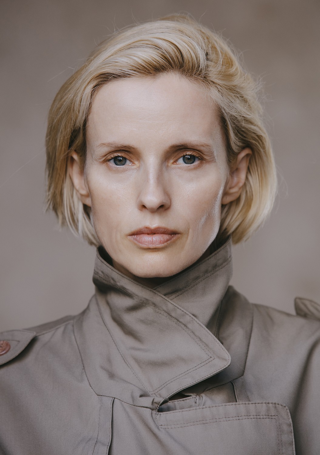 CAROLIN HOPPE