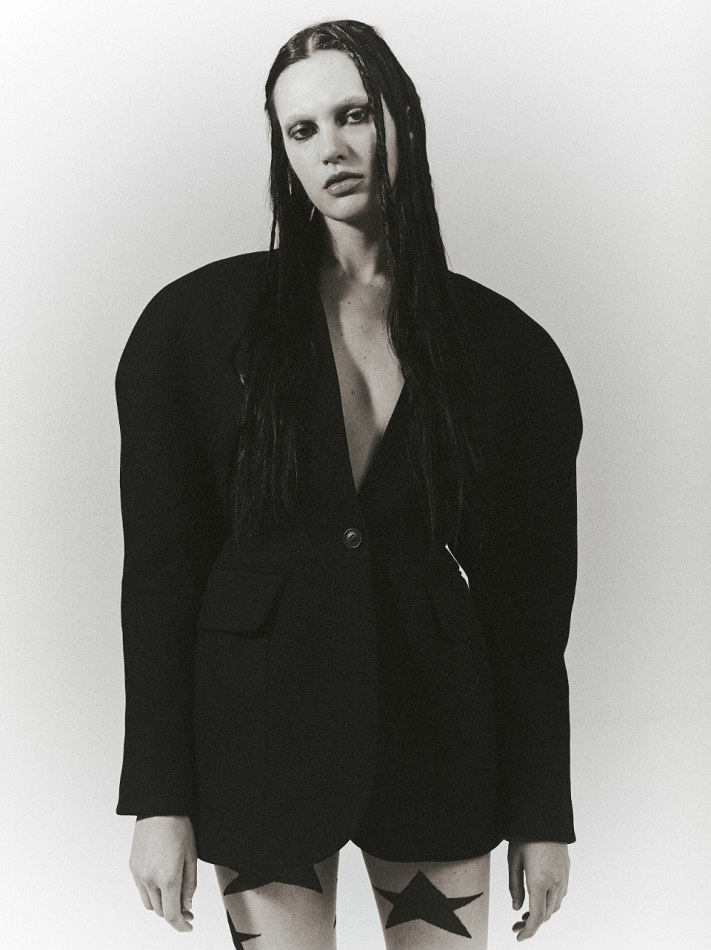 Abbey Fouts represented by State Management Management, the premier agency for New York models and LA models.