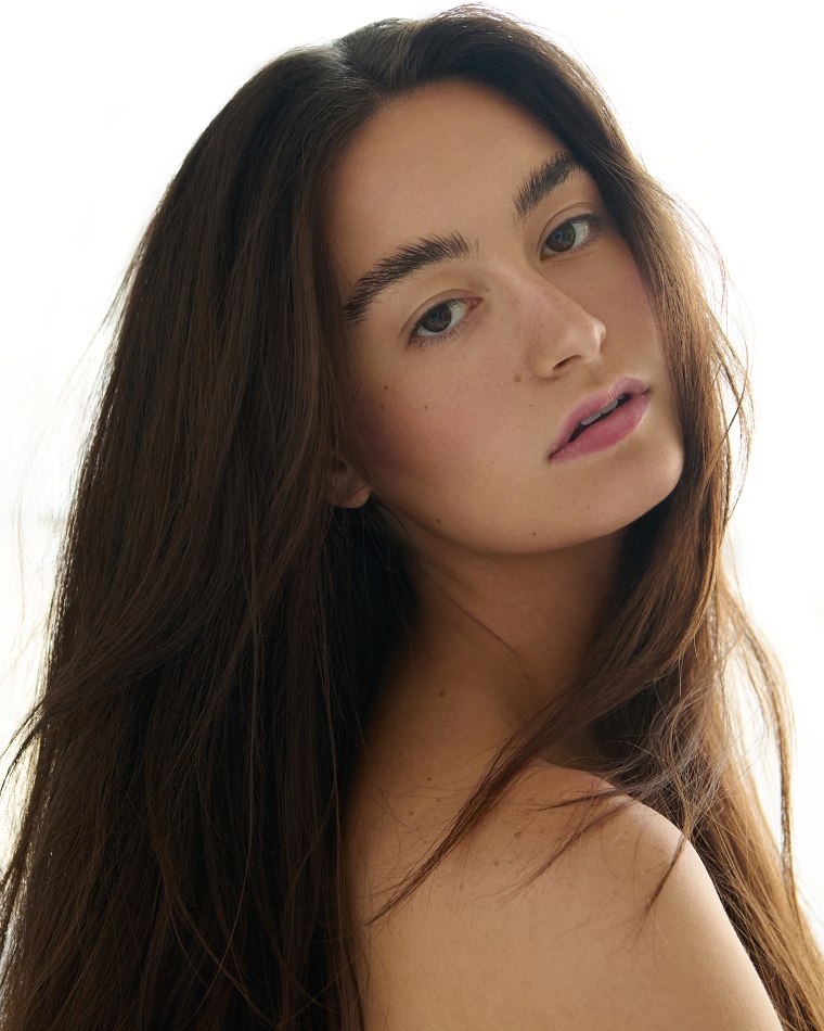 Alyssa Hoban represented by State Management New York, the premier agency for New York models and LA models.