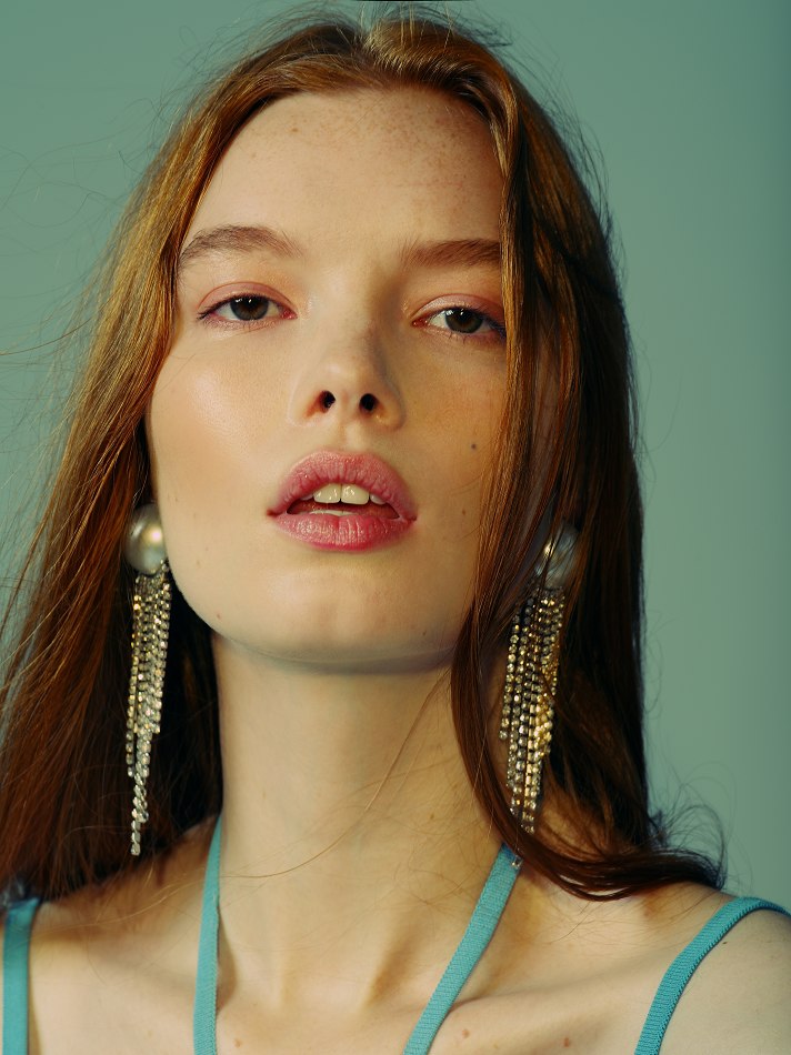 Anastasia Offutt represented by State Management Los Angeles, the premier agency for New York models and LA models.